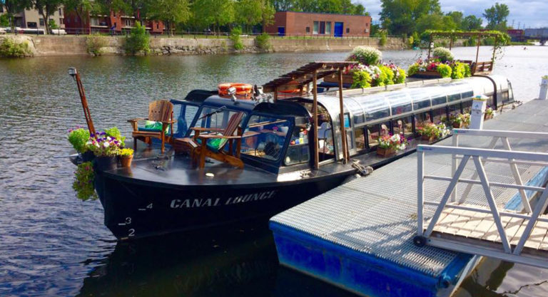 Un café flottant à Atwater