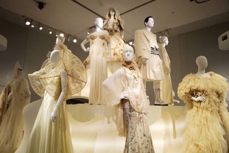 Jean-Paul Gaultier revient célébrer l’amour au Musée des Beaux Arts de Montréal