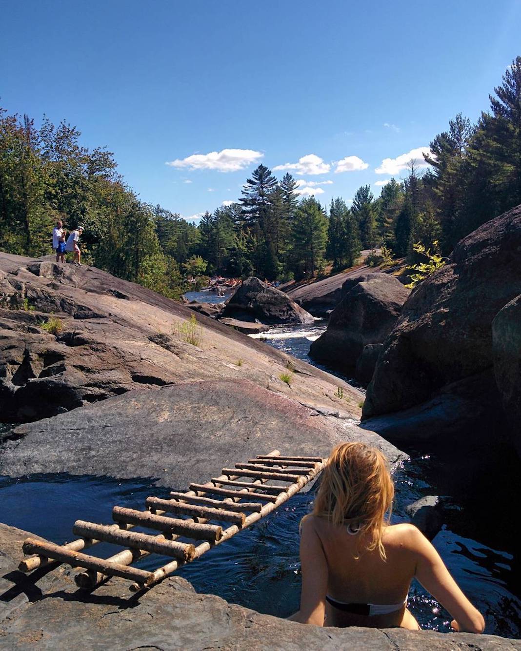 chutes sainte marguerite sainte adele Maudits Français