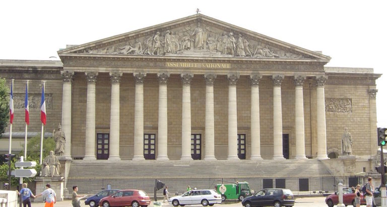 La réforme de la Caisse des Français de l’Étranger (CFE) adoptée