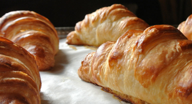 Le 25 mai, venez déguster de délicieux croissants frais pour la Fête du croissant de Montréal