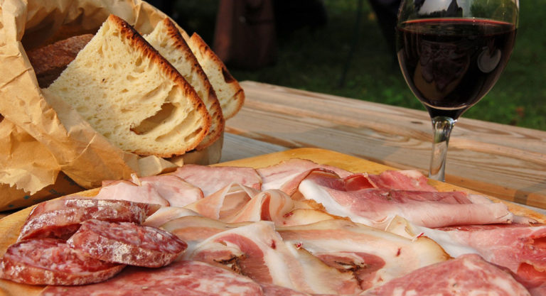 Où dénicher les meilleurs plateaux de charcuterie à Montréal ?