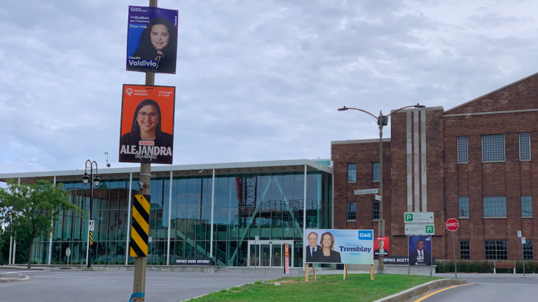 affiches de campagne pour les élections québécoises d'octobre 2022 (Source: Olivier Boivin)