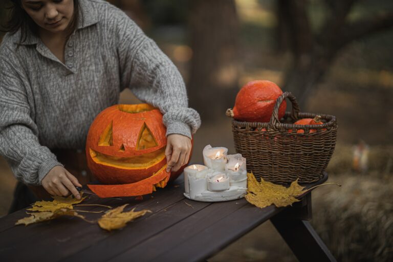Activité citrouille pour Halloween (Source: Pexels)