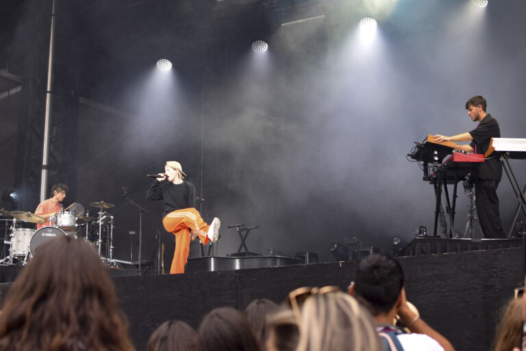 Aloïse Sauvage aux Francos de Montréal (crédit : Carla Geib)