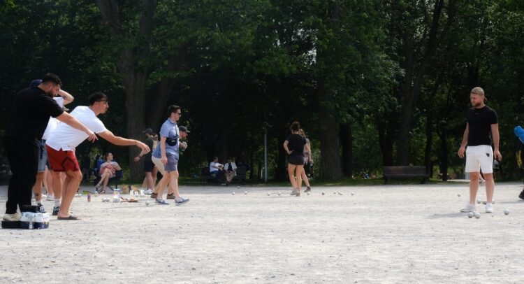 Pétanque au parc Lafontaine (crédit : Carla Geib)