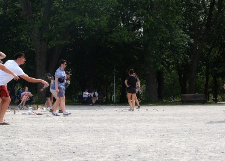 Pétanque au parc Lafontaine (crédit : Carla Geib)