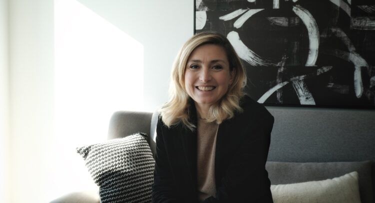 Julie Gayet à Montréal pour présenter Olympe, une femme dans la Révolution (crédit : Carla Geib)