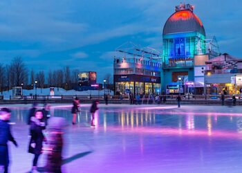 Patinoire du Pavillon Bonsecours à Montréal (Crédit: Marc Bruxellles, Shutterstock)