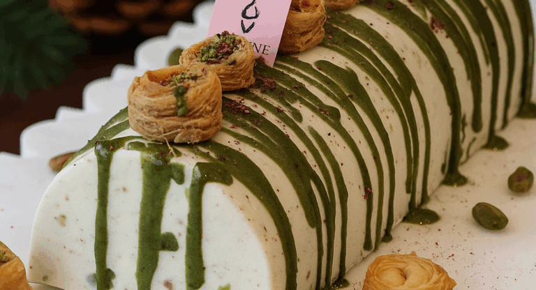 Bûche Baklava, crèmerie Unicone, 2025