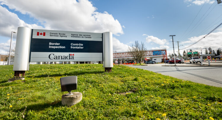 Frontière canada-américaine (source : Shutterstock)