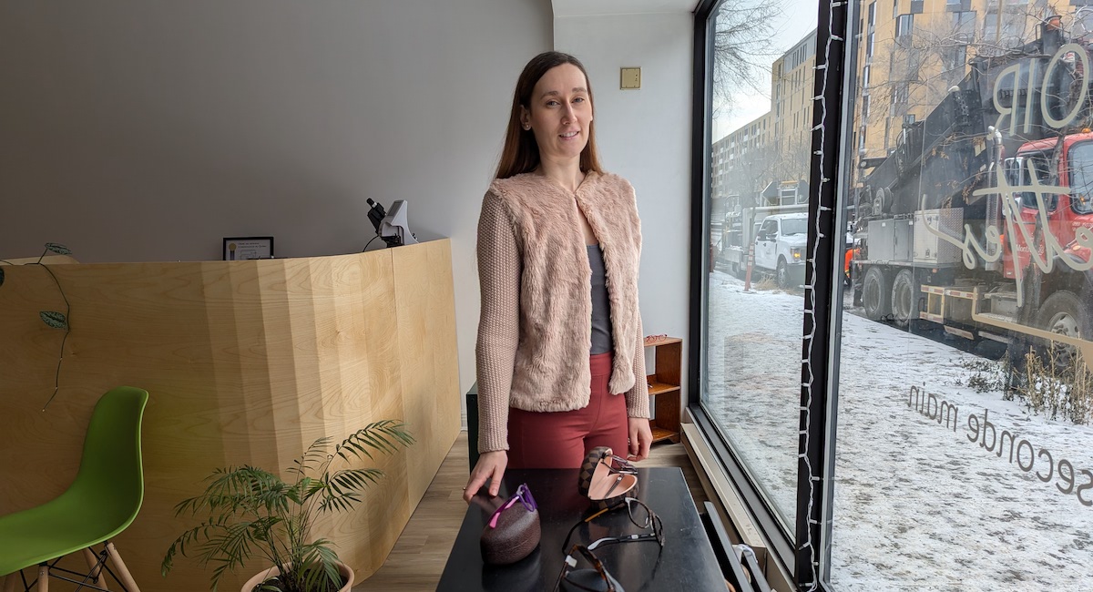 Léa Laîné ouvre la première lunetterie de seconde main au Québec