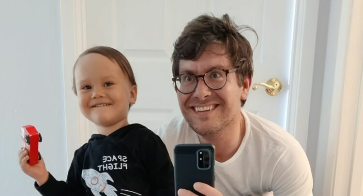 Guillaume Garreau et son fils, Maximilien (archives personnelles)