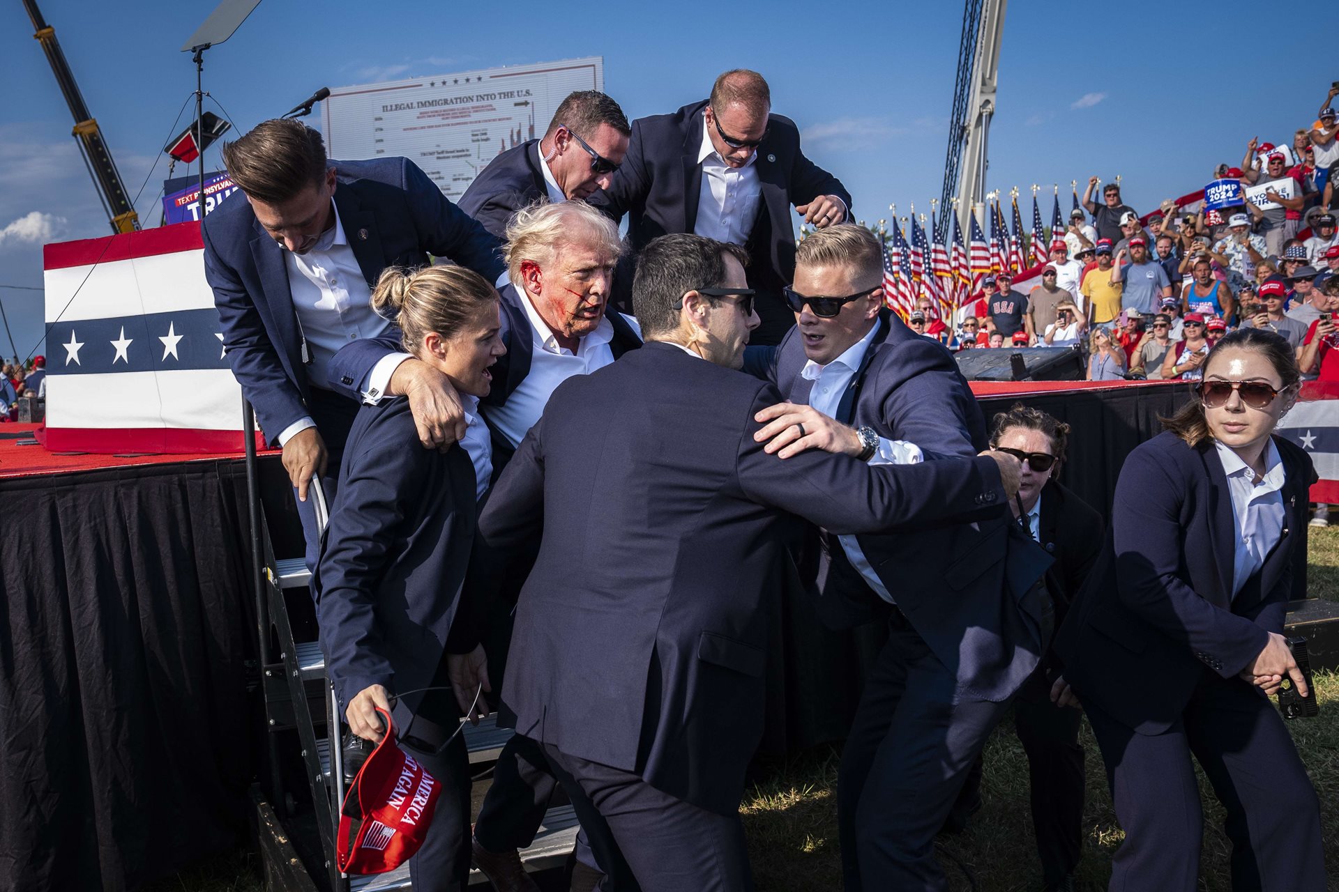 Attempted Assassination of Donald Trump (crédit : Jabin Botsford)