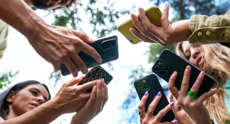 4 applications pour se faire des amis à Montréal